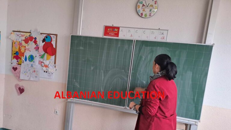 Nga Sadiona Abazaj: Mos e kontrolloni mësuesin në klasë – po shkatërroni themelet e arsimit