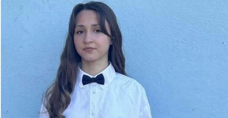 Nxënësja Nikoleta Fusha, fituese e Olimpiadës Ndërkombëtare në Gjuhën Shqipe