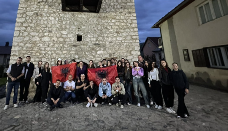 70 studentë të Universitetit të Prishtinës vizitojnë krahinën e Plavës