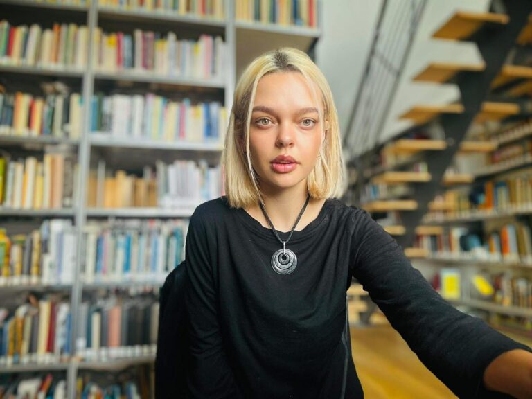 Riola Morina nga Kamenica pranohet si asistente në Universitetin e Bazelit në Zvicër