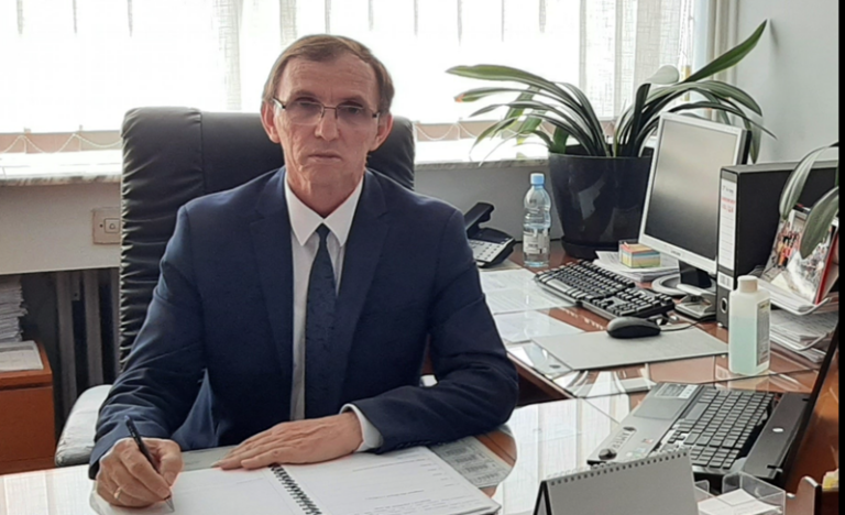 Nga Fatmir Selimi: Libri i pushimeve – nevojë e nxënësit apo biznes i fshehur?