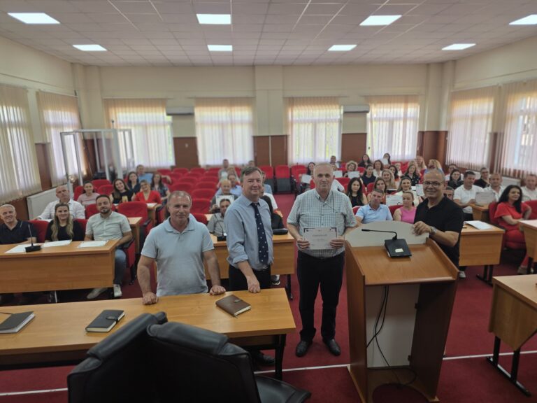 Certifikohen 92 mësimdhënës të Rahovecit