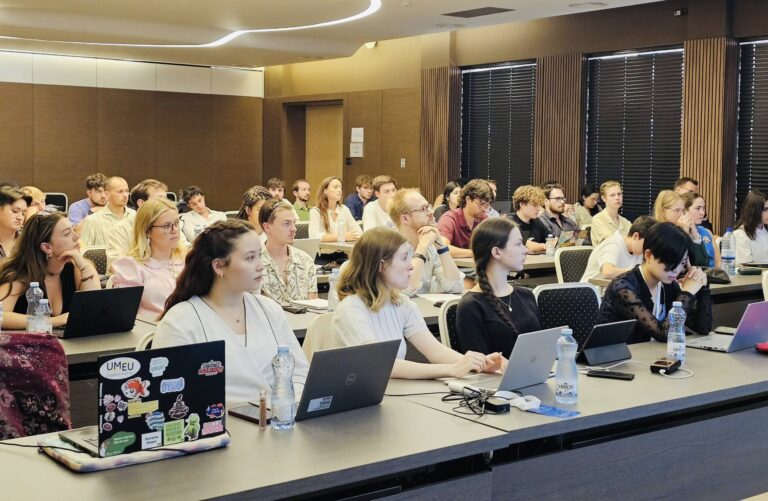 Studentë nga 29 shtete vijnë në Kosovë për të mësuar për historinë dhe kulturën shqiptare