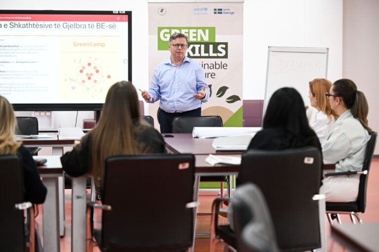 350 mësimdhënës do të trajnohen për të sjellë shkathtësi të gjelbra në klasa