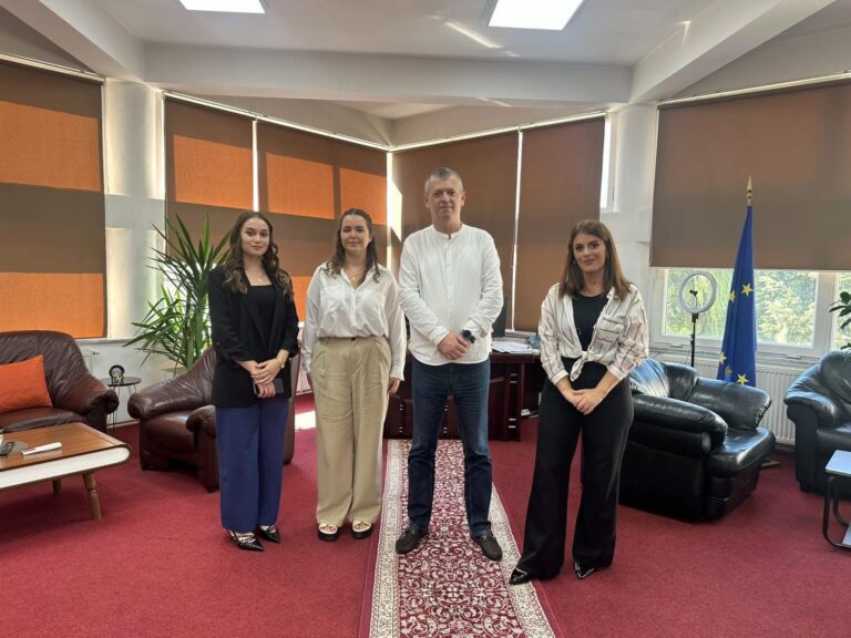 Viti i pestë i shërbimeve logopedike në shkollën “Emin Duraku” në Prishtinë – shembull i kujdesit për nxënësit