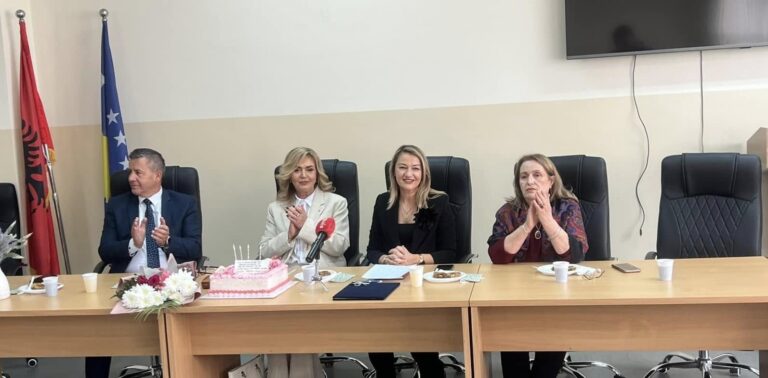 Pensionohet profesoresha Merita Shasivari nga Gjakova