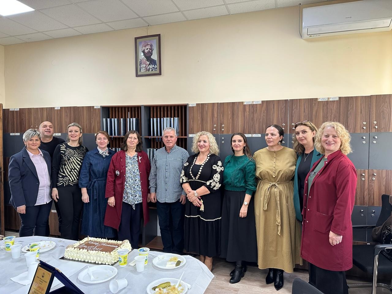 Pensionohet mësimdhënësi Haki Mejzini nga Prizreni 4 570100049 1449797073812698 7772102706960671928 n