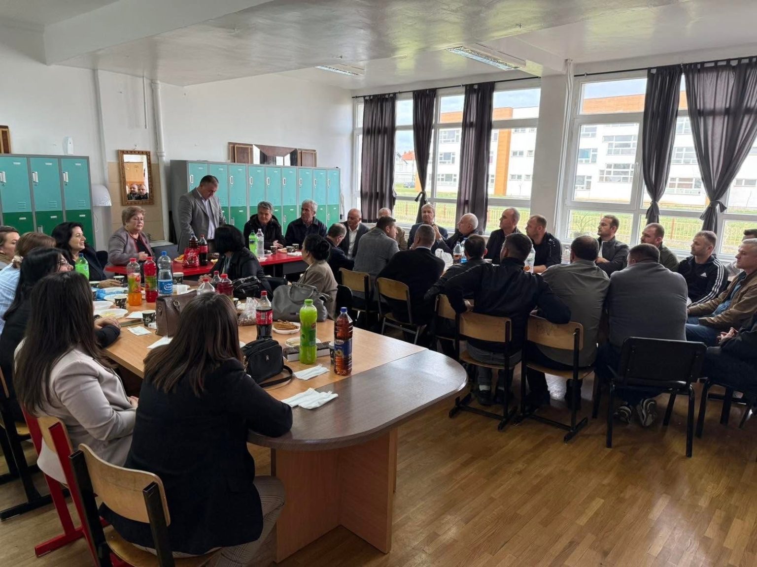 Pensionohet profesori Bislim Përvetica nga Podujeva 3 153BD66F 0686 45C0 8C0D 5377402716CB 1536x1152 1