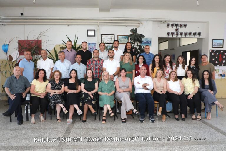 Drejtoresha Valbonë Hoti: Mësimdhënësit meritojnë respekt, vlerësim dhe mbështetje çdo ditë