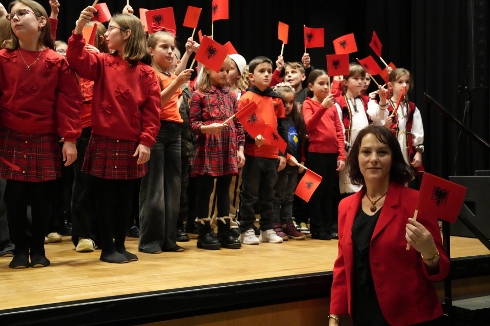 Vaxhid Sejdiu: Shkollat shqipe në Zvicër janë shembull i gjallë i dashurisë së pashuar për atdheun 6 5e8376c8 2dc4 41fb af37 9d64ff41298e
