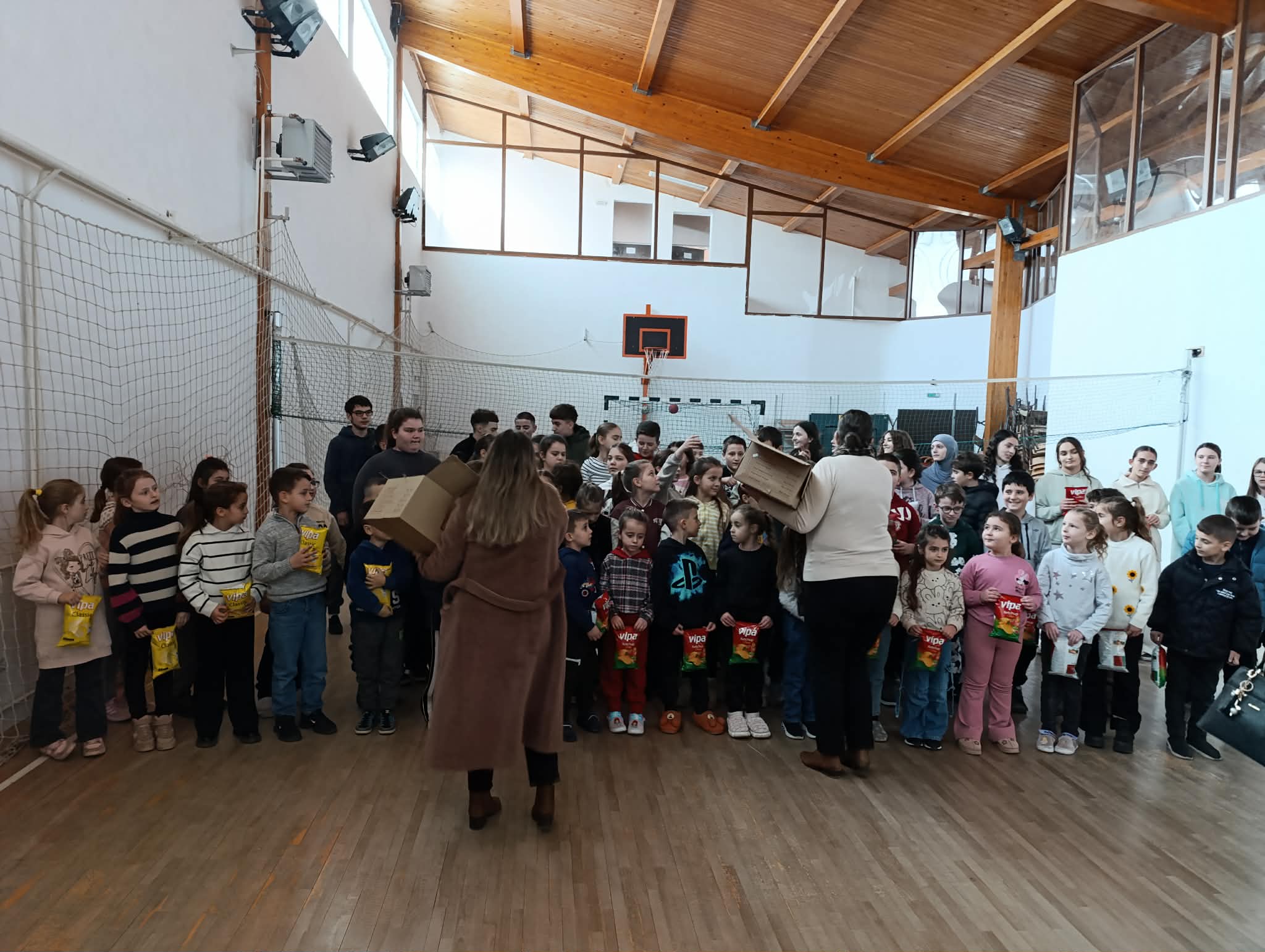 Vipa Chips gëzon për fundvit nxënësit e shkollës “Osman Rama” në Çabër të Zubin Potokut 7 6