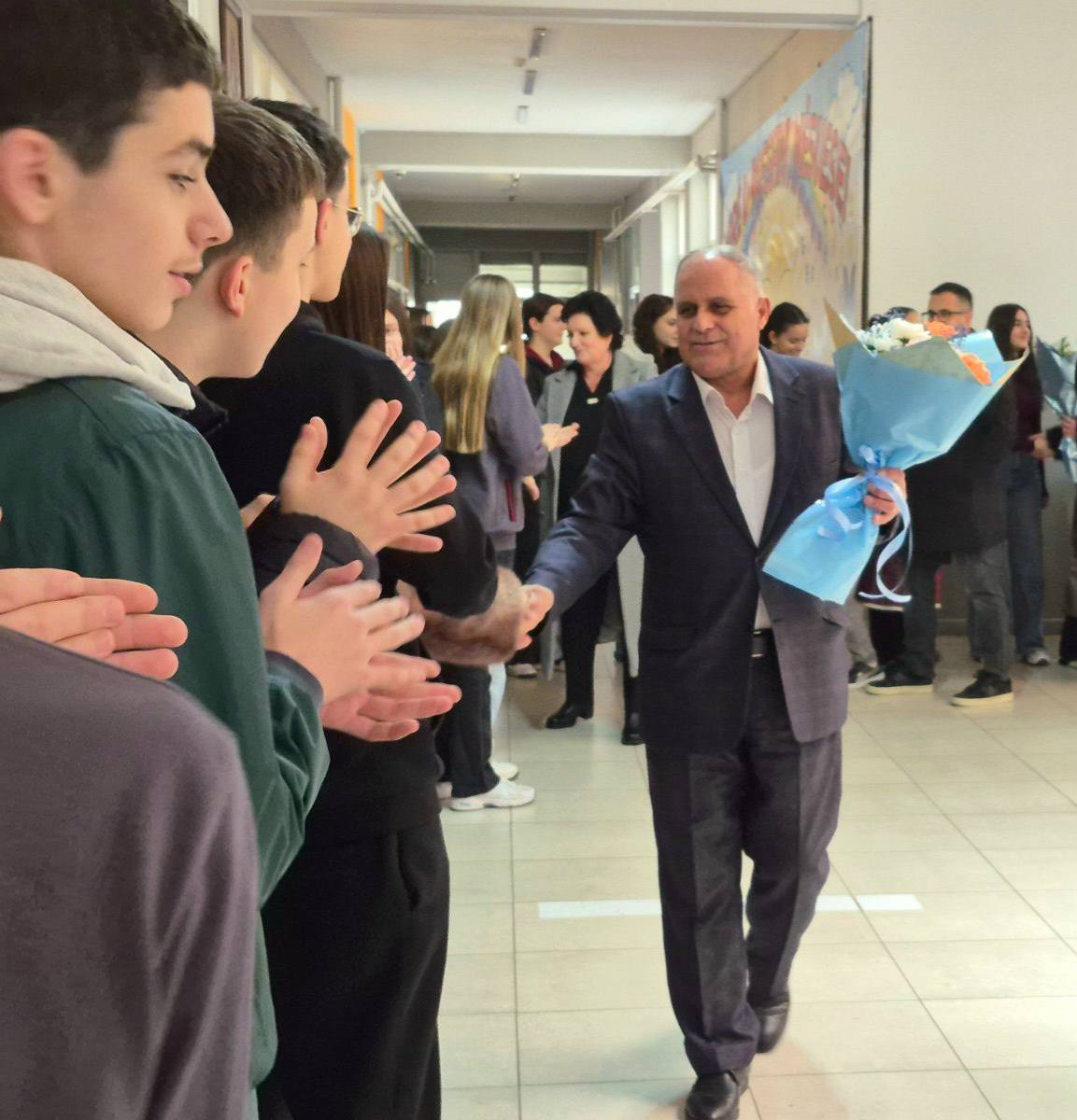 Pensionohet arsimtari Jakup Murati nga Ferizaj pas 42-vitesh kontribut në arsim 5 ars