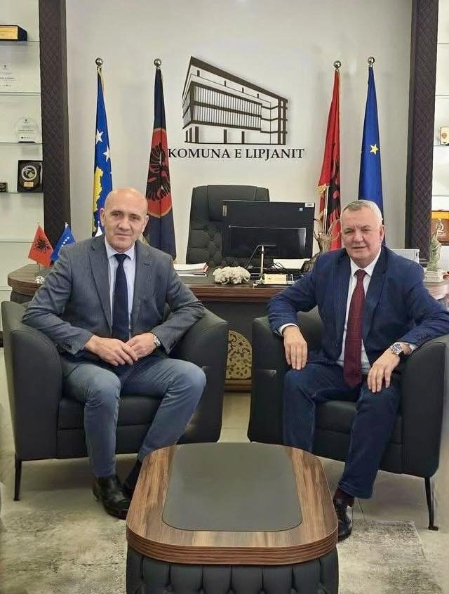 Rasim Hasani emërohet drejtor i Arsimit në Lipjan 2 615085393 1428135558670900 2396757519480536034 n