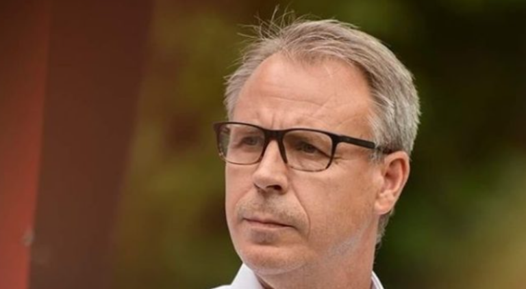 A do të propozohet Avni Zogiani për ministër të Arsimit?