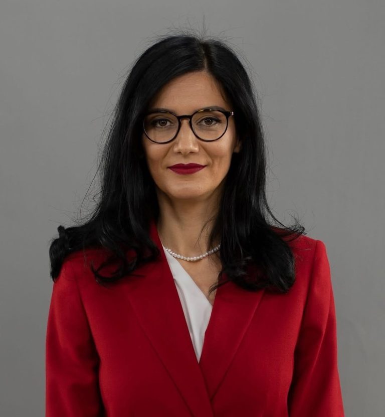 Reuters: Shqipe Neziri Vela, në mesin e 10 grave më të spikatura botërore në sektorin e energjisë 2 img 6427 1 768x831 1