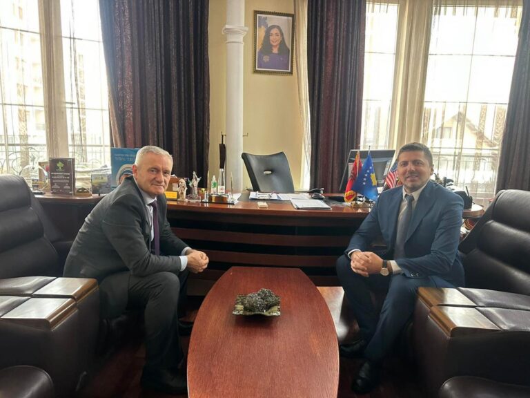 Qemajl Sejdiu, zgjedhet edhe për një mandat drejtor i Arsimit në Klinë