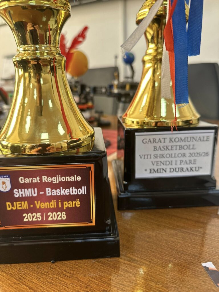 Shkolla “Emin Duraku” në Prishtinë shpallet kampion në garat komunale dhe regjionale të basketbollit 4 641435808 1251990206892701 5778282423884687795 n