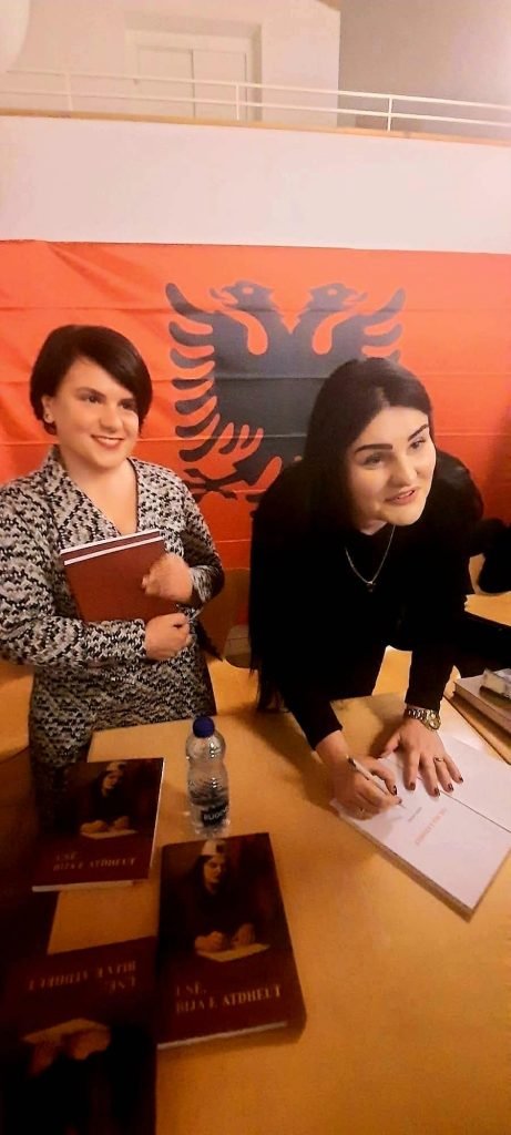 b7af3bcd cf58 4258 835e 59d7644d9fb9 461x1024 1