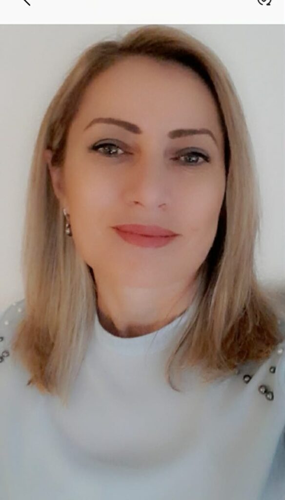 Shkurte Kozhani, zgjidhet mësimdhënëse e vitit në shkollën "Migjeni" në Rufc i Ri të Lipjanit 4 640068428 1998299564233157 5105656844948071156 n