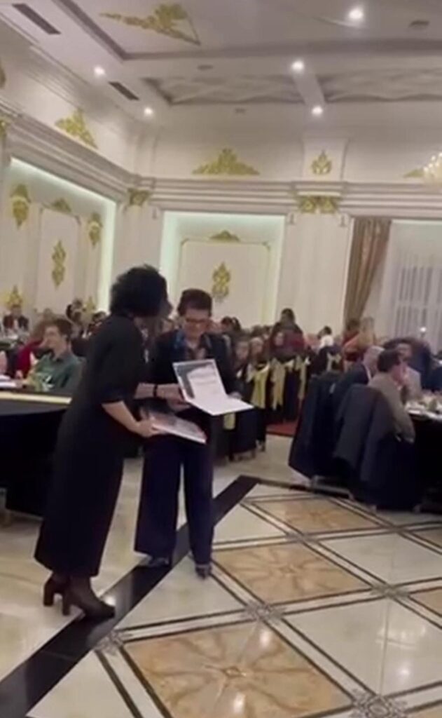 648448160 1532077168923193 944481861755535420 n