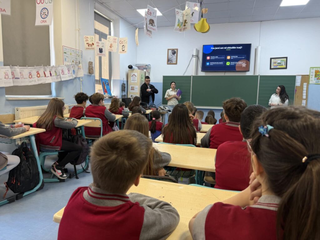 86bdc3ce db80 43c8 bc90 f7fd5ea91c70