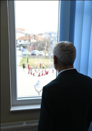 Pensionohet mësimdhënësi Ramadan Duraku nga Rahoveci - pas 40 viteve kontribut në arsim 4 r