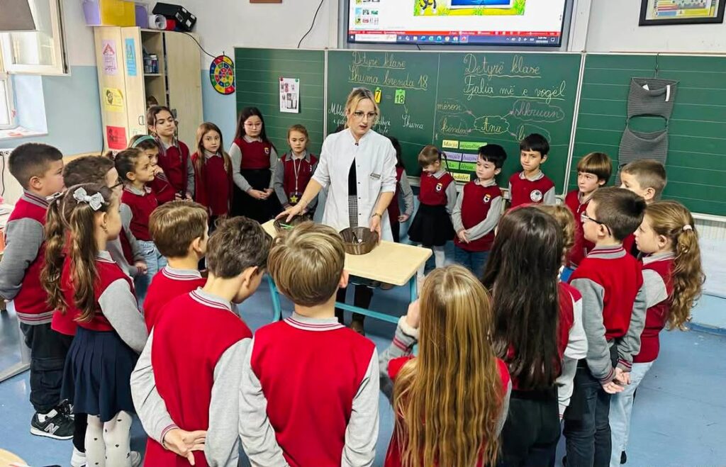 INTERVISTË| Mësuesja Blerta Hasani: Për mua, arsimi është mision, jo vetëm profesion 7 13