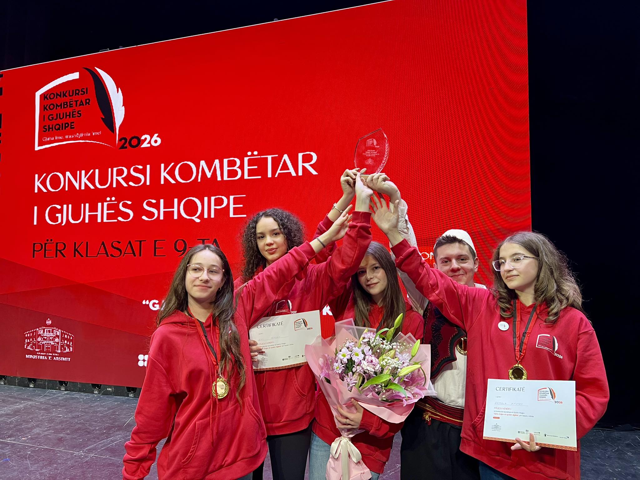 Nxënësit e shkollës “Edith Durham” fitojnë Konkursin Kombëtar të Gjuhës Shqipe 2 671858559 1480885440074954 2405686447542941234 n