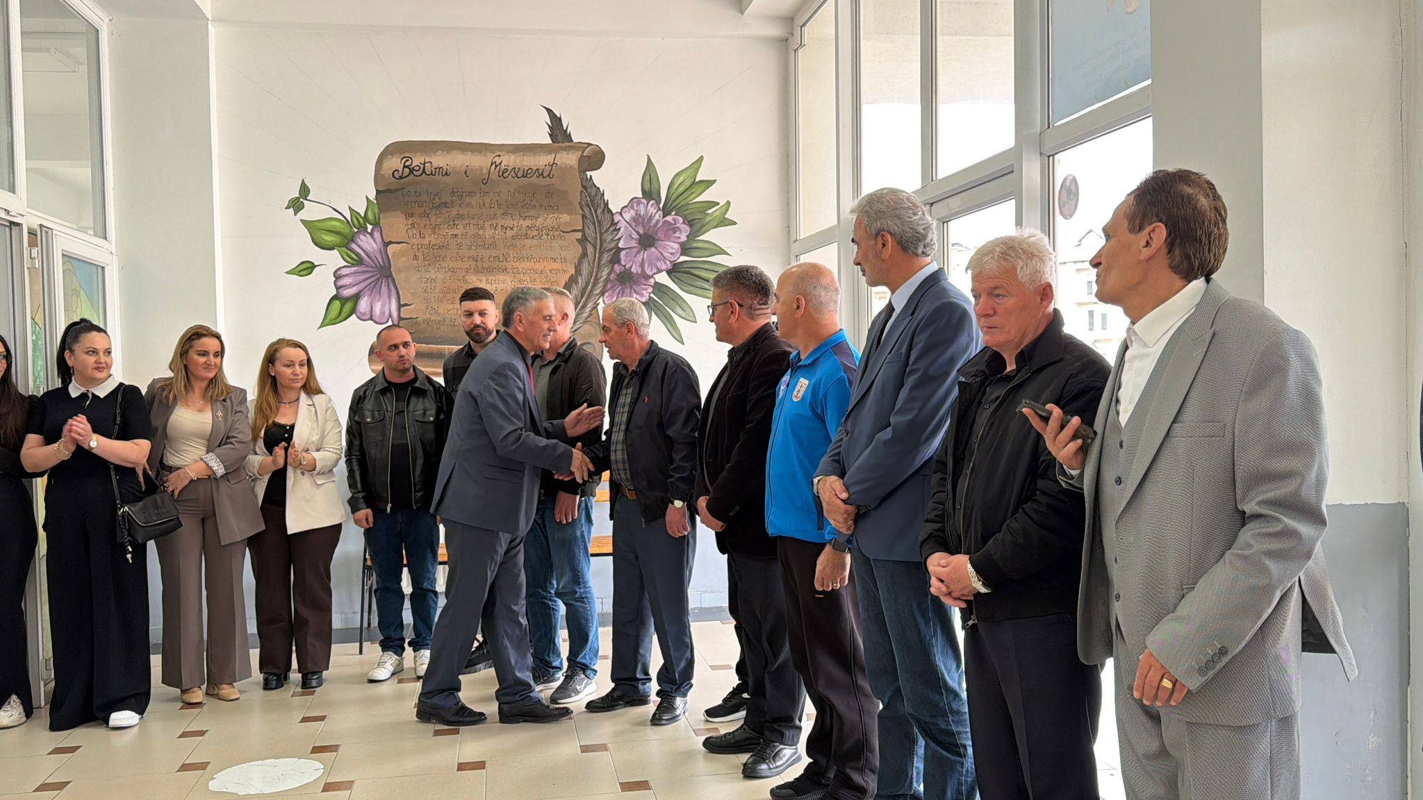 Pensionohet drejtori Xhavit Berisha - pas 42 vitesh kontribut në arsim 4 dr1