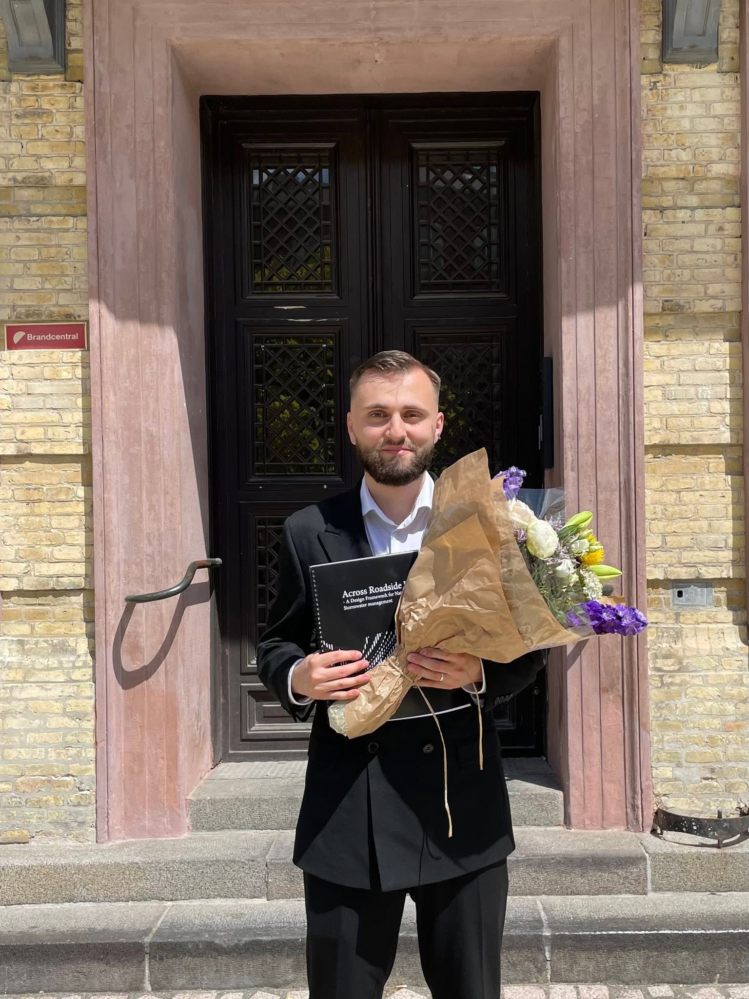 Shqiptari Vegim Islami diplomon me sukses në Arkitekturën e Peizazhit në Danimarkë 2 727135798 1711295417165377 4916254313417402545 n